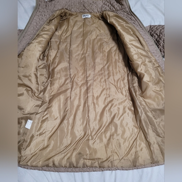 Goldie Quilted Jacket with hood size medium - Picture 7 of 7